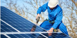 Installation Maintenance Panneaux Solaires Photovoltaïques à Requeil